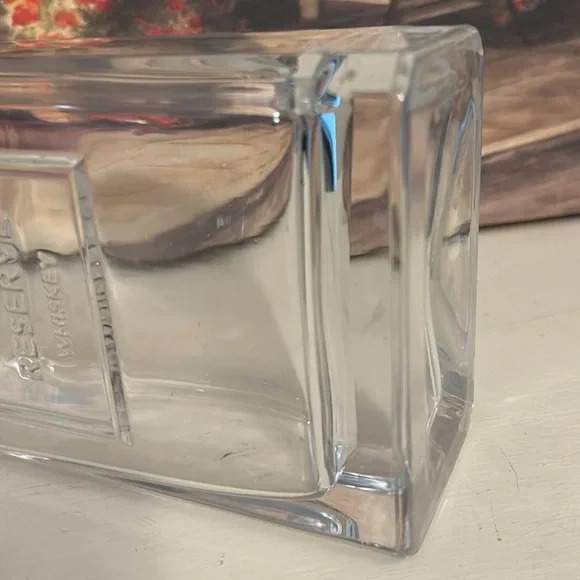 Vintage Reserve 2-piece Glass Decanter